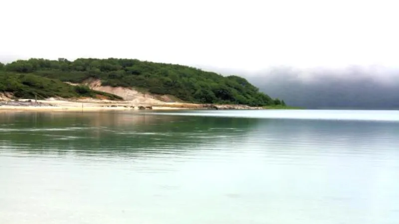 青森県　宇曽利湖