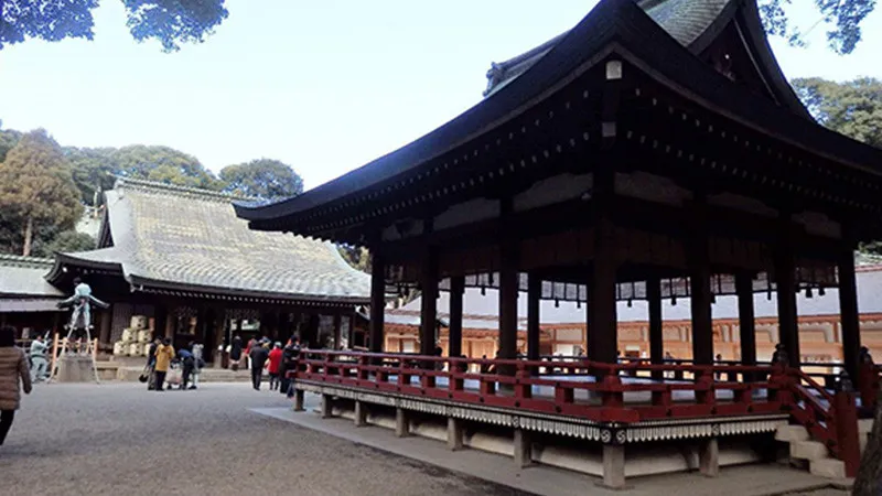 Maiten (dance hall) and Kaguraden (Shinto music and dance hall) for traditional Japanese culture