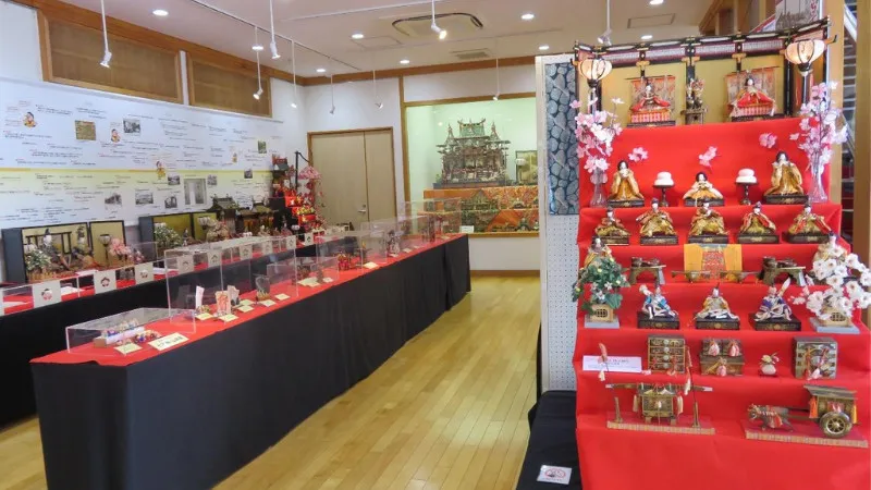 日本の伝統工芸に関する知識を深めることができる鴻巣市産業観光館「ひなの里」