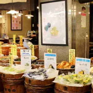 京都紧张气氛升温!探索京都有品位的购物街的八个景点。