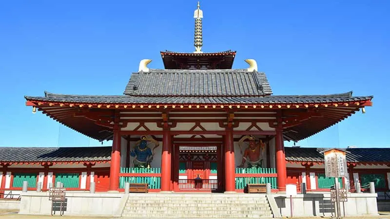 33,000坪の「四天王寺（中心伽藍、本坊庭園）」で仏を学んで極楽に行ける！