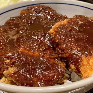 爱知县名古屋的当地美食 名古屋介子是吃饱的地方!