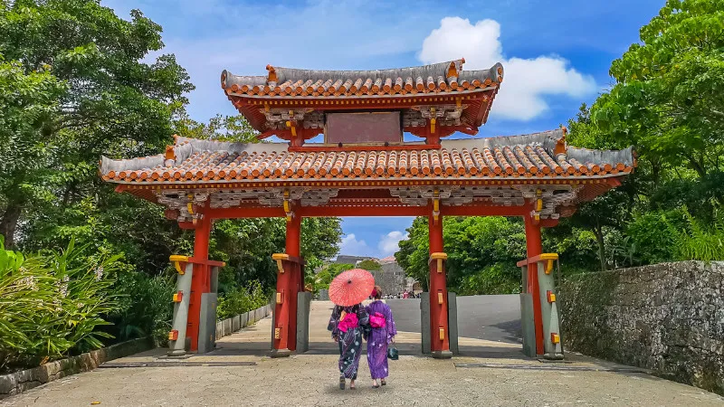 7 Power Spots in Okinawa! Explore fascinating and mysterious sacred sites for blessings!