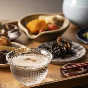 在难波地区有10家不错的居酒屋，你可以在那里享受美味的饮料