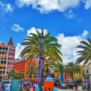 Great atmosphere! 8 places to eat lunch in the American Village