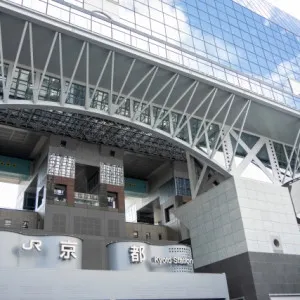 교토역 주변에서 1만엔 이하로 묵을 수 있는 저렴한 호텔 9곳!