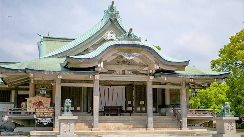 在广岛，有7座风景壮观的寺庙和神社可供参观。