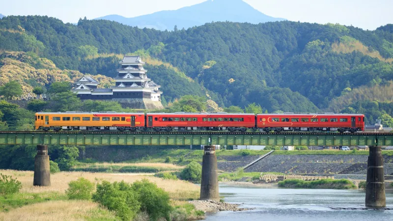 [Ehime ]Enjoy eating, making, and touring the charms of Tobe pottery