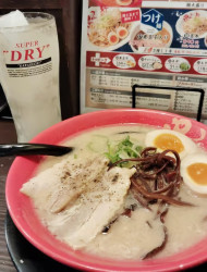 Kitakyushu: Private Ramen Tasting Tour with a Local Guide
