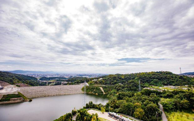 橫渡世界第三長吊橋、登上60公尺高處享受刺激與美景之旅