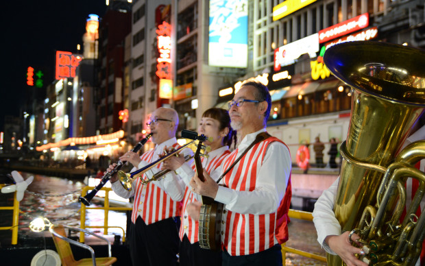 An Osaka night river cruise with a professional jazz band