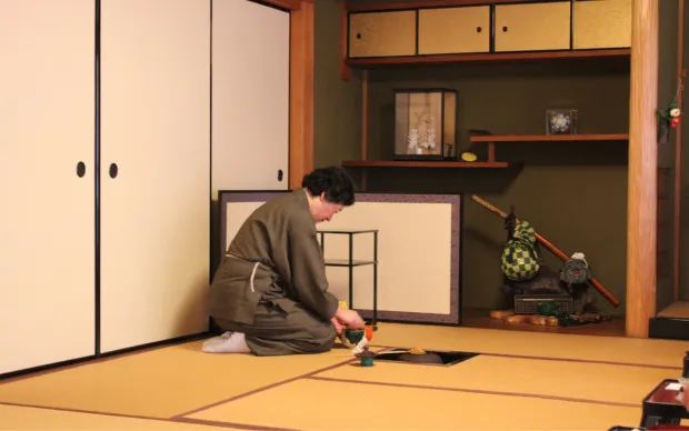 【お寺で朝ヨガ】堺で過ごす心と体を整える特別な時間（グループ貸切プラン）