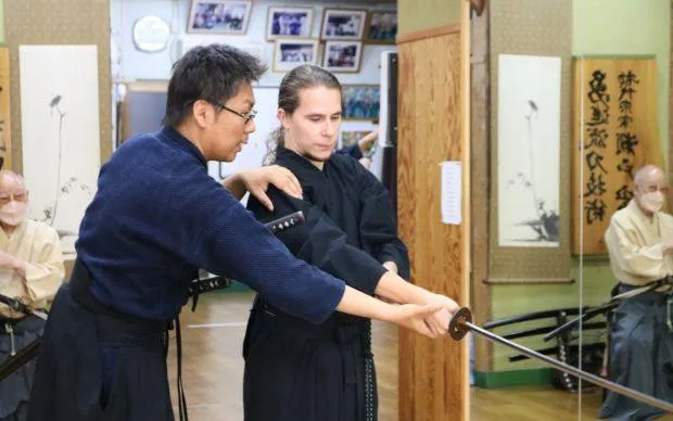 Samurai experience: wield a real sword