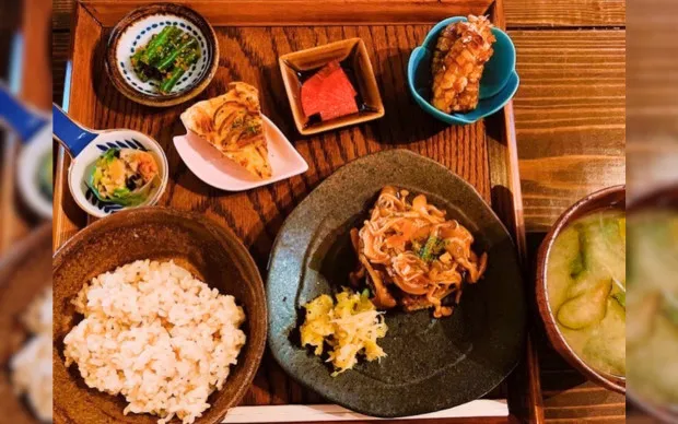 筆ペンで簡単！筆絵文字体験