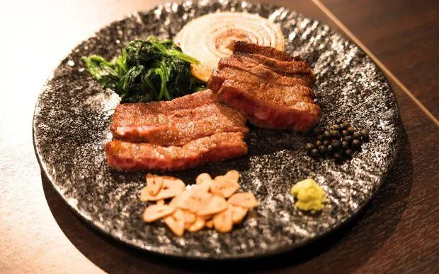 河内ワイン贅沢ペアリングツアー ～和牛フルコースとともに～