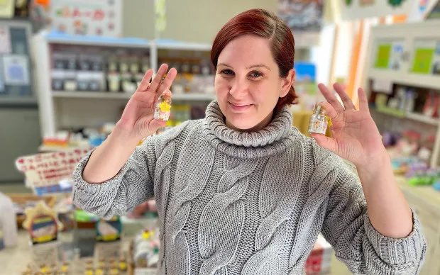 在专属的小釜锅中制作独自口味的金平糖