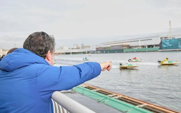 尼崎怀旧之旅～沉醉于昭和怀旧白日饮酒×赛艇体验！～