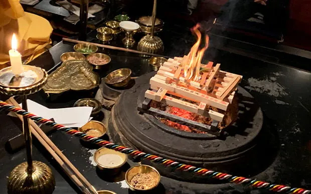 犬鸣山 七宝泷寺内省吾身 护摩祈祷体验