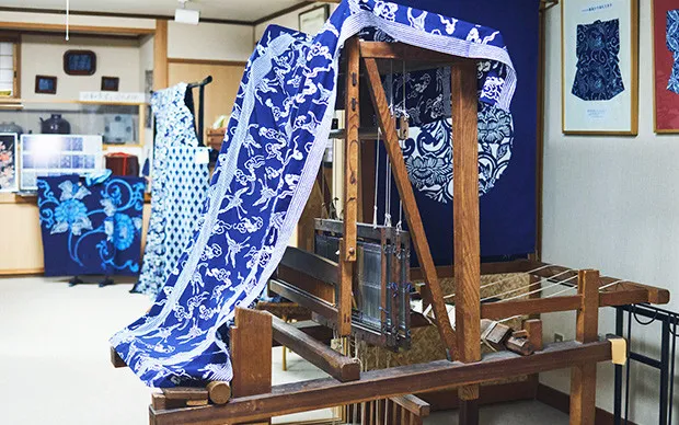 河内木綿文様で作る「バンダナ藍染体験」