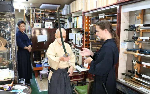 Samurai experience: wield a real sword