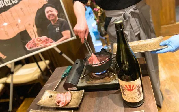 河内ワイン贅沢ペアリングツアー ～和牛フルコースとともに～