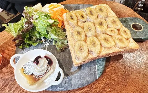 Mt. Kunimi Hiking Tour at Hirakata, with a panoramic view of Kyoto and Osaka