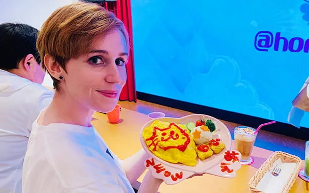 Exclusive! Maid Cafe Experience