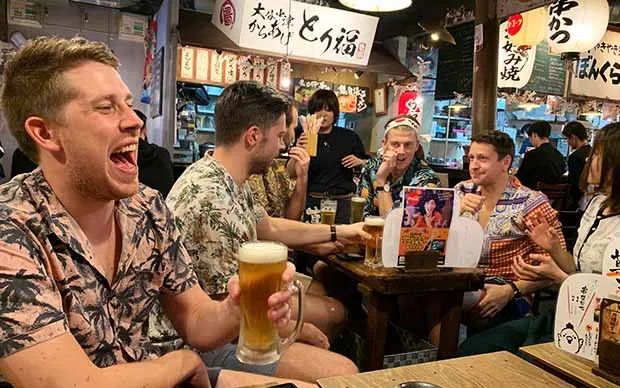 Osaka: Deep Food Tour and Bar Hopping in Namba