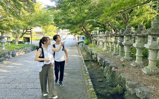 箕面的绝景和让身心灵平静的瑜伽体验旅游