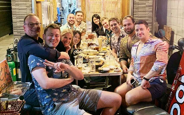 Osaka: Deep Food Tour and Bar Hopping in Namba