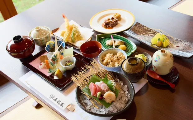 A special photo tour with authentic Japanese kimonos in Kishiwada