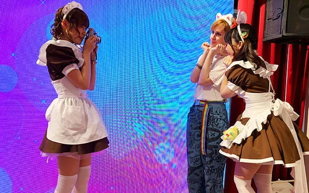 Exclusive! Maid Cafe Experience