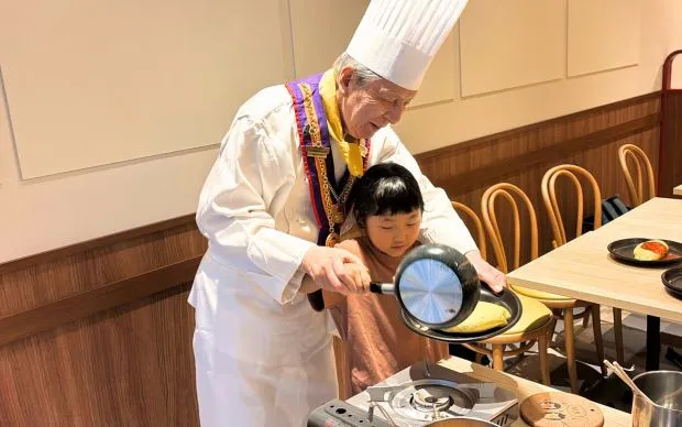 熟練シェフ直伝！名店でオムライス作り体験