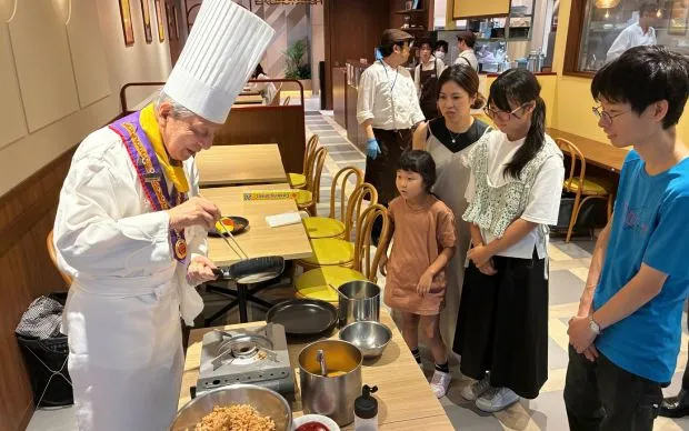 熟練シェフ直伝！名店でオムライス作り体験