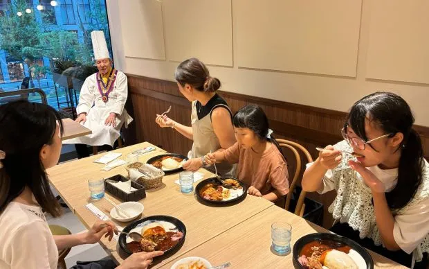 熟練シェフ直伝！名店でオムライス作り体験