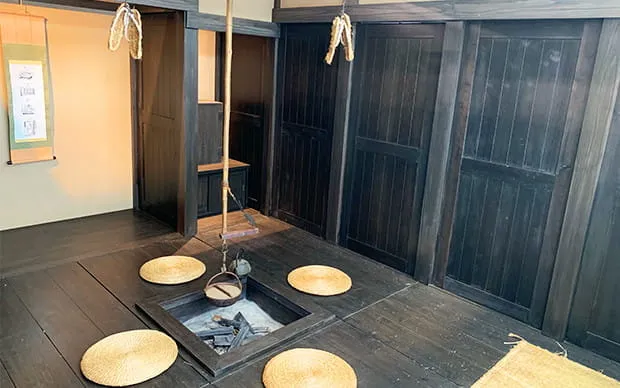 忍者屋敷体験「忍者トリックハウス」