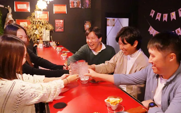 Hirakata local nightlife & bar hopping tour