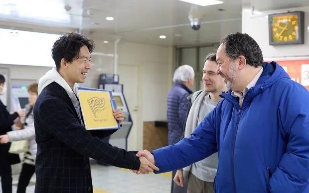 尼崎怀旧之旅～沉醉于昭和复古白日饮酒×赛马体验！～