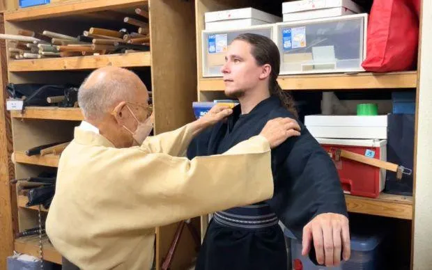 Samurai experience: wield a real sword