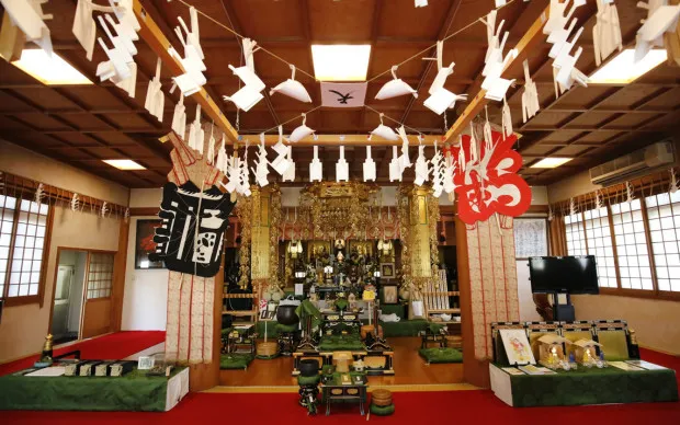 【お寺で朝ヨガ】堺で過ごす心と体を整える特別な時間（グループ貸切プラン）