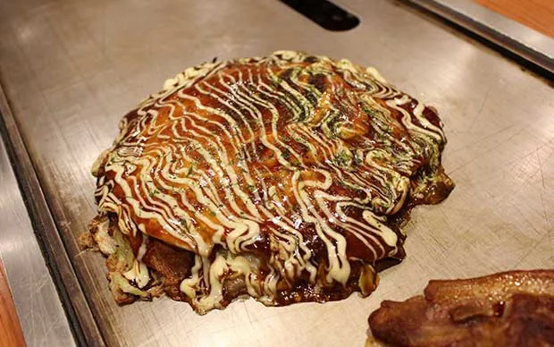 Osaka: Deep Food Tour and Bar Hopping in Namba