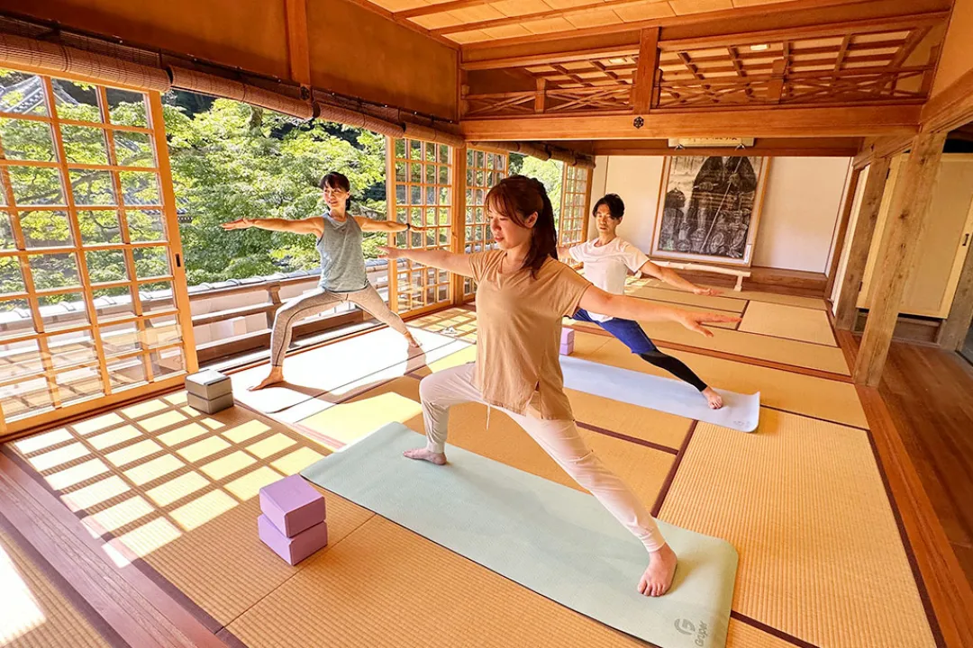 箕面的绝景和让身心灵平静的瑜伽体验旅游#1