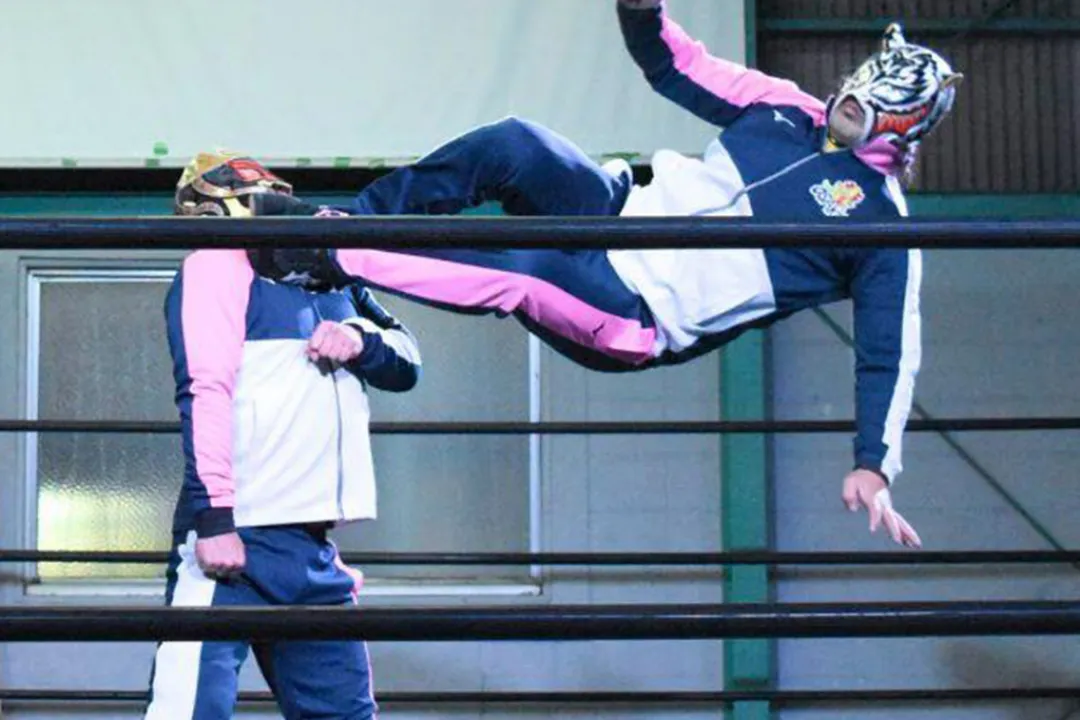 和大阪受歡迎的摔角選手決鬥⁉ 職業摔角體驗！#2