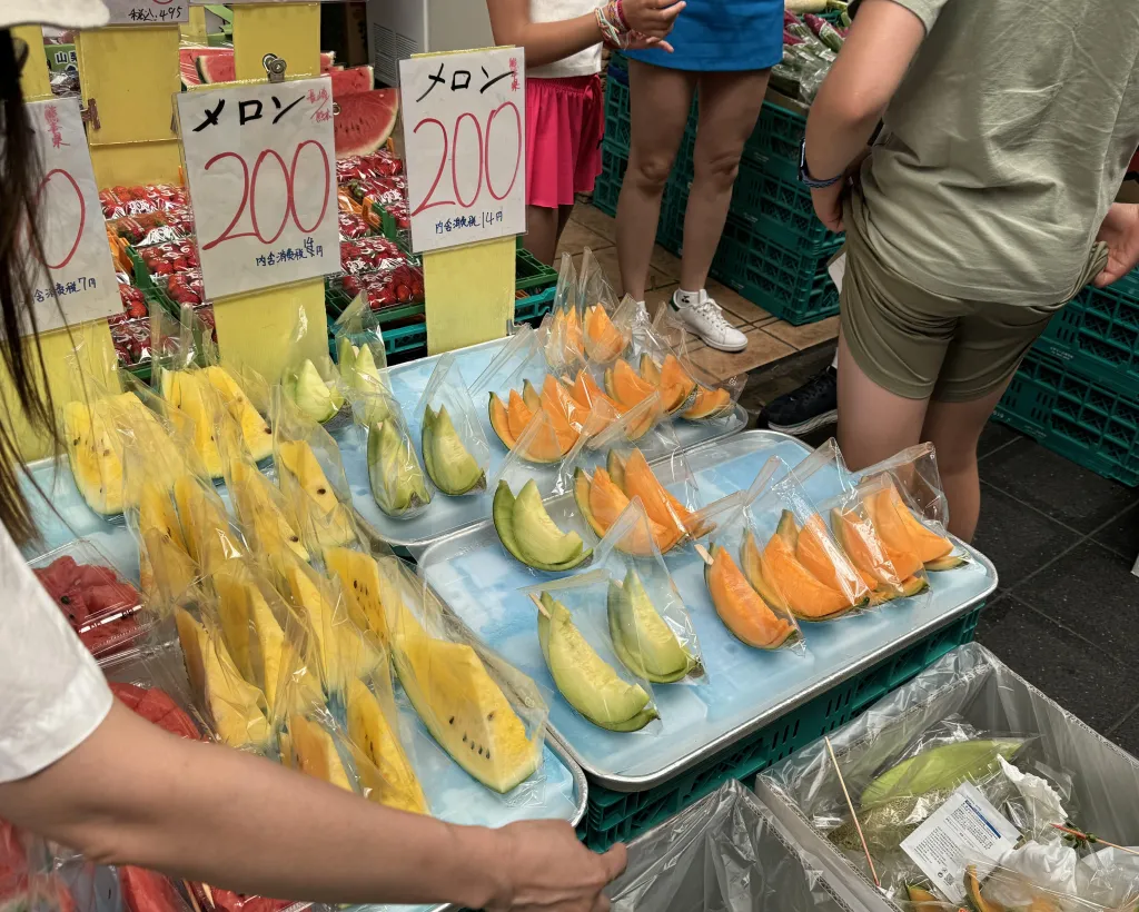 Osaka: Kuromon Market 1.5-Hour Seafood & Street Food Tour#5