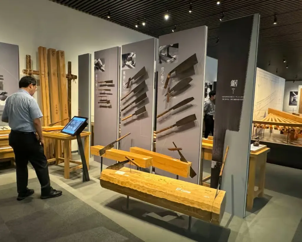 Kobe: Private Guided Tour of Takenaka Carpentry Tools Museum#4