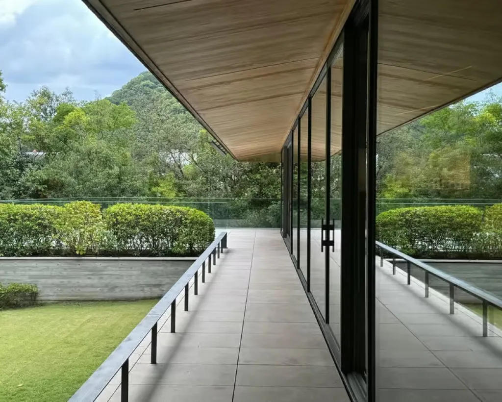 Kobe: Private Guided Tour of Takenaka Carpentry Tools Museum#2