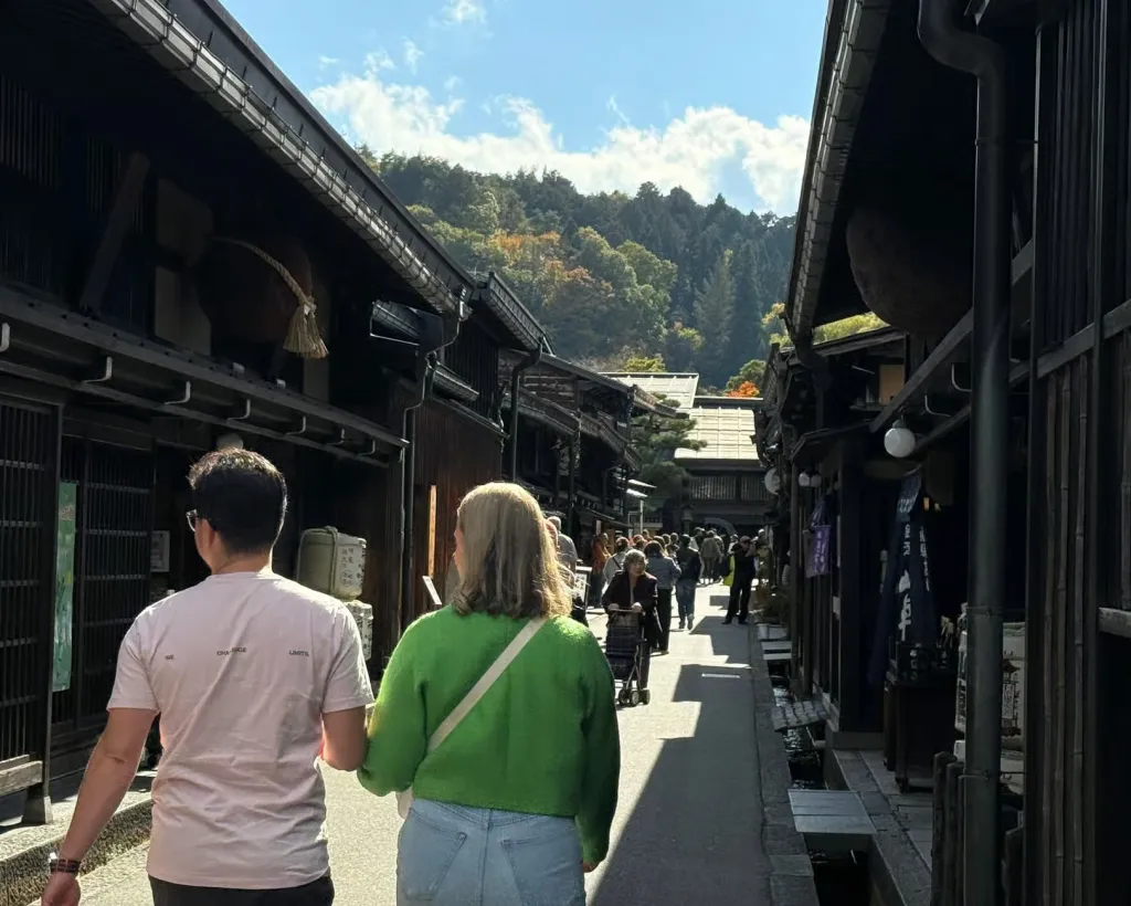 Takayama: Full-Day Private Guided Tour to 6 GYG Top Spots#3