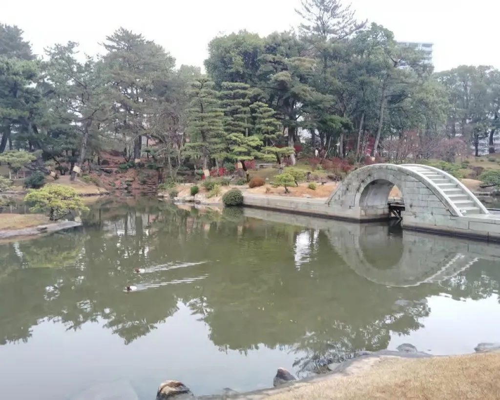 Hiroshima: Shukkei-en Garden with local guide 90min#1