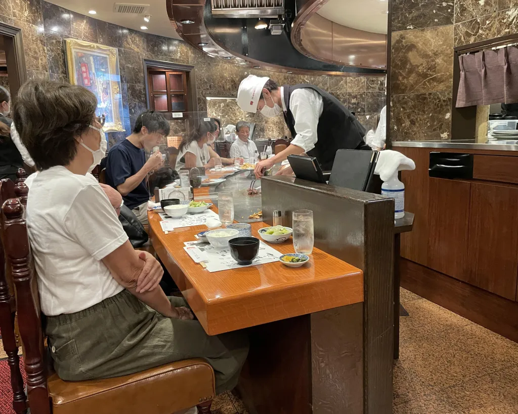 Kobe: Bar Hopping Tour with a Local Guide#4