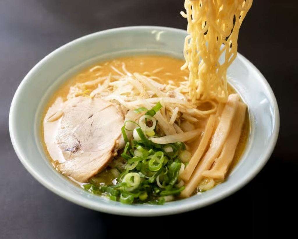 Kamakura (Ofuna) : Ramen Crawl Tour with a Local Guide#1